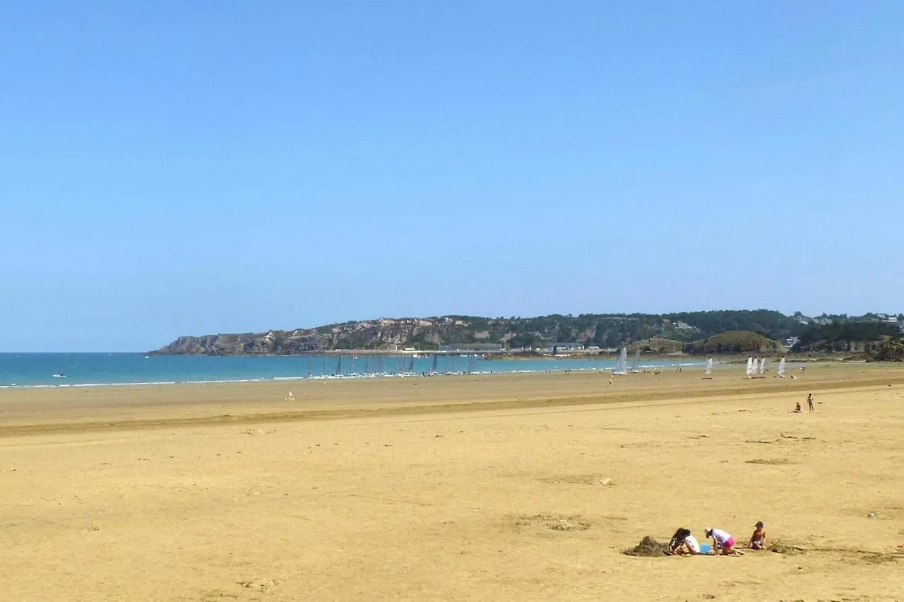Holiday Home, Close To The Cote D'Emeraude Beach Erquy 0*,